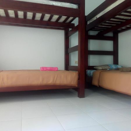 Ariata Arya Hostel Kuta  Экстерьер фото